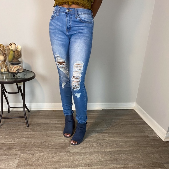 Bamboo blue butt lift Colombian jeans - Picture 2 of 3
